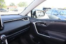 2025 Toyota RAV4 XLE - Photo 7