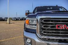 2018 GMC Sierra 2500HD SLT Z71 Hail Sale | Sunroof - Photo 11