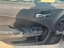 2011 Dodge Charger SXT - Photo 12