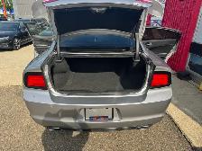 2011 Dodge Charger SXT - Photo 18