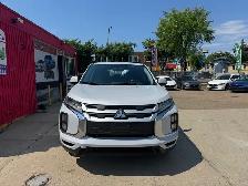 2022 Mitsubishi RVR SE - Photo 3
