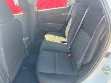 2022 Mitsubishi RVR SE - Photo 11