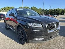 2022 Lincoln Nautilus Reserve AWD | One Owner | Pano. Roof - Photo 4