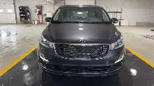 2019 Kia Sedona - Photo 2