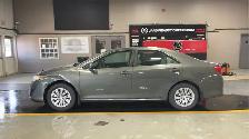 2012 Toyota Camry Hybrid - Photo 2