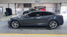 2016 Tesla Model S - Photo 2