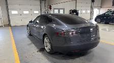 2016 Tesla Model S - Photo 3
