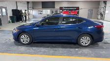 2017 Hyundai ELANTRA - Photo 2