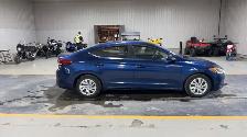 2017 Hyundai ELANTRA - Photo 6