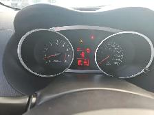 2012 Mitsubishi Outlander - Photo 19