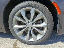 2017 Chrysler 200 - Photo 19