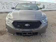 2018 Ford Taurus - Photo 2