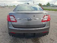 2018 Ford Taurus - Photo 6