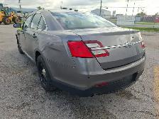 2018 Ford Taurus - Photo 7