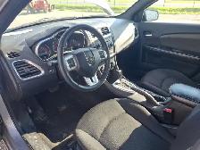 2014 Dodge Avenger - Photo 10