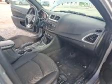 2014 Dodge Avenger - Photo 17