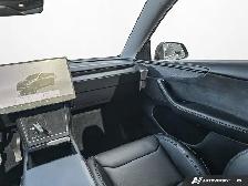 2026 Tesla Model Y Premium | HEATED & COOLED SEATS | PANO-ROOF - Photo 12