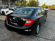 2012 Honda Civic 4dr Auto LX LOW KM - Photo 9