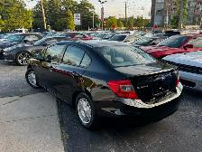 2012 Honda Civic 4dr Auto LX LOW KM - Photo 11