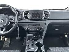 2019 Kia Sportage LX / AWD - Photo 15