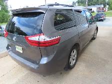 2016 Toyota Sienna - Photo 5