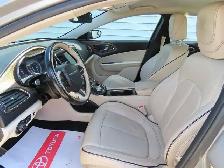 2015 Chrysler 200 - Photo 6