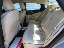 2015 Chrysler 200 - Photo 7