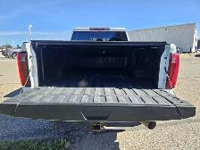 2024 GMC Sierra 3500HD SLT Diesel Premium Pkg Pro Safety - Photo 26