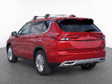 2025 Mitsubishi Outlander Plug-In Hybrid SE ⚡ Eco-Friendly Power - Photo 7