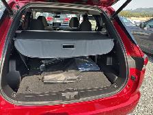 2025 Mitsubishi Outlander Plug-In Hybrid SE ⚡ Eco-Friendly Power - Photo 16