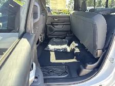 2026 Ram 1500 Express - Photo 17