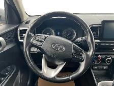 2022 Hyundai Venue Preferred - Photo 17