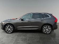 2022 Volvo XC60 Momentum - Photo 2