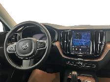 2022 Volvo XC60 Momentum - Photo 16