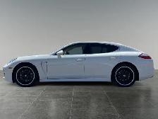 2011 Porsche Panamera 4S - Photo 2