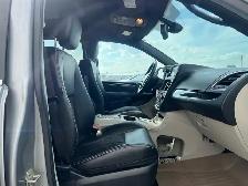 2019 Dodge Grand Caravan SXT | Power Door | Command Start - Photo 19