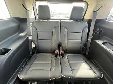 2017 GMC Acadia Denali AWD 6 Passenger | Command Start | No Repo - Photo 24