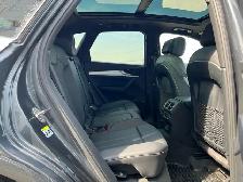 2018 Audi Q5 S Line Technik Quattro | Heated Seat | Power Tailga - Photo 26