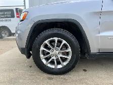 2015 Jeep Grand Cherokee Limited AWD | DVD Player | Command Star - Photo 10
