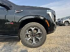 2026 GMC YUKON XL AT4 - - Photo 7