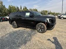 2026 GMC YUKON XL AT4 - - Photo 8