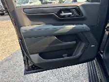 2026 GMC YUKON XL AT4 - - Photo 14