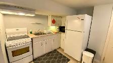 Furnished 1 bed basement near Toronto and Mississauga transit - Photo 4
