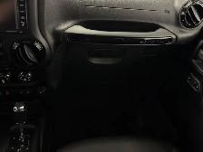 2016 Jeep Wrangler Unlimited | WRANGLER SAHARA BACKCOUNTRY 4X4 - Photo 33