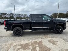 2025 Chevrolet Silverado 2500HD - Photo 4
