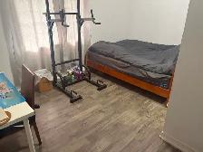 bedroom with private bathroom - Photo 4