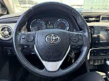2019 Toyota Corolla SE  Upgrade Package - Photo 18