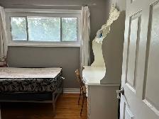Furnished Room for rent on main floor,Oxford Street West London - Photo 4