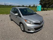2012 Toyota Yaris ONLY 77,000 km - Photo 5