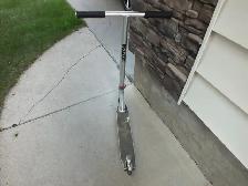 CHILD'S RAZOR SCOOTER - THE INDUSTRIES BEST - Photo 4